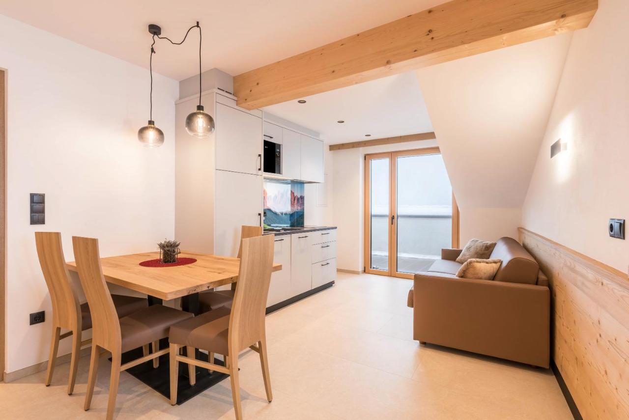 Planerhof Apartment Edelweiss Funes  Exteriör bild
