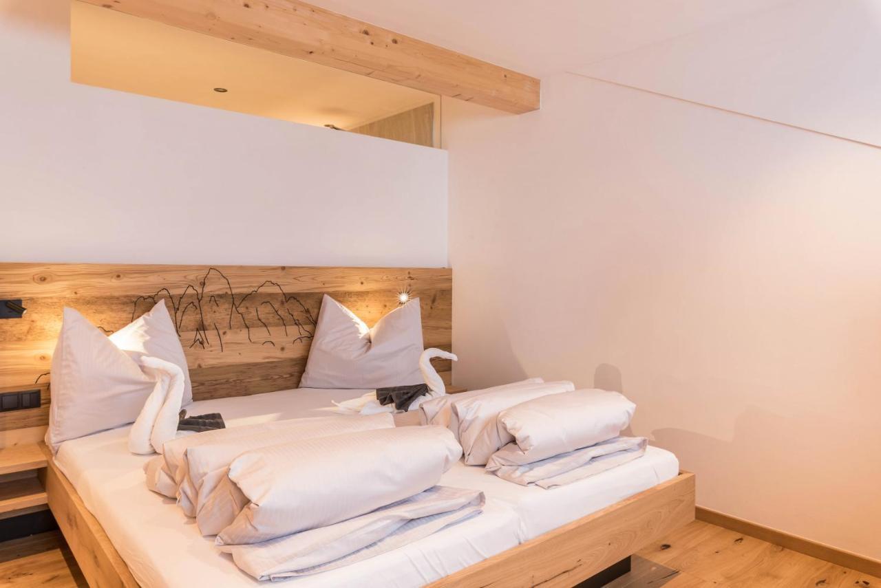 Planerhof Apartment Edelweiss Funes  Exteriör bild